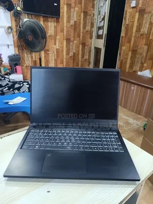 Laptop 32GB Intel Core i7 SSD 512GB