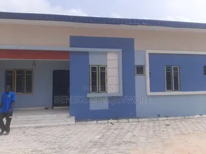3bdrm Bungalow in Peak Park Estate, Awoyaya for rent
