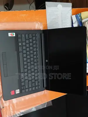 New Laptop HP 14S 8GB Intel SSD 512GB