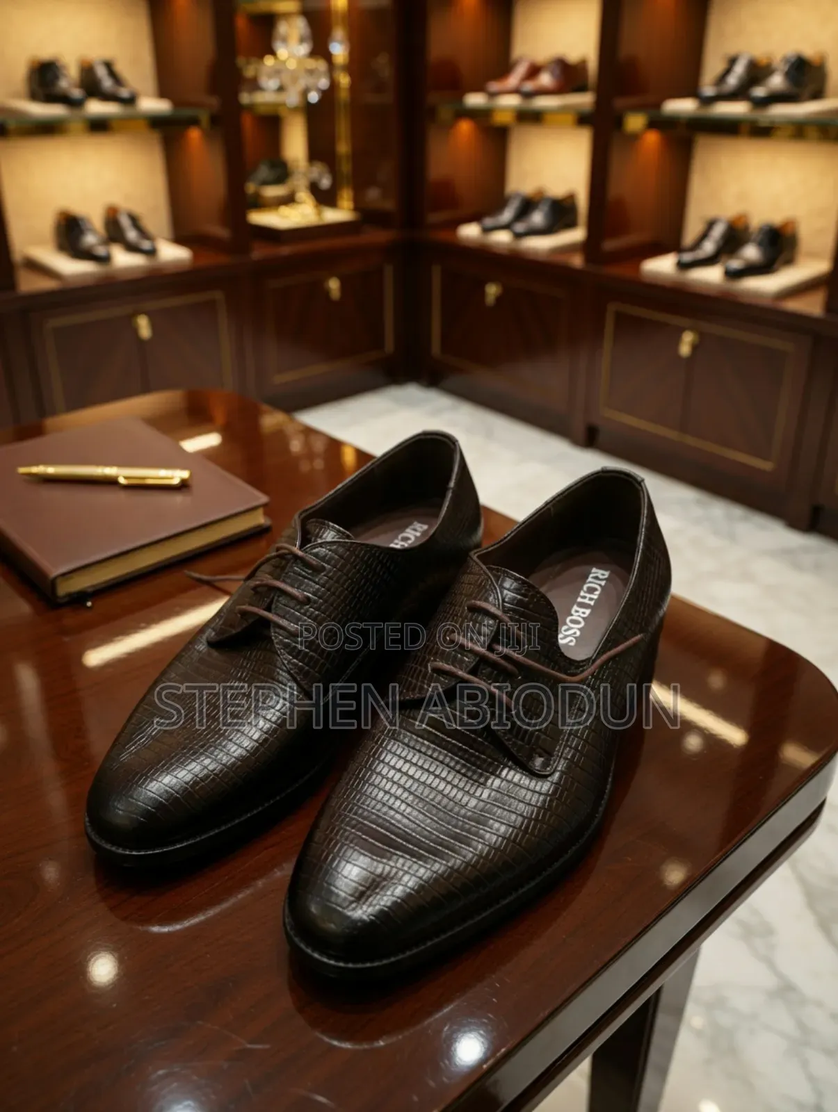 Formal Office Classic Design
