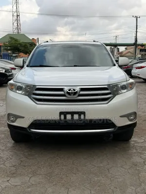 Toyota Highlander Limited 2012 White