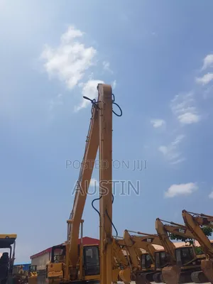 Long Boom Excavator
