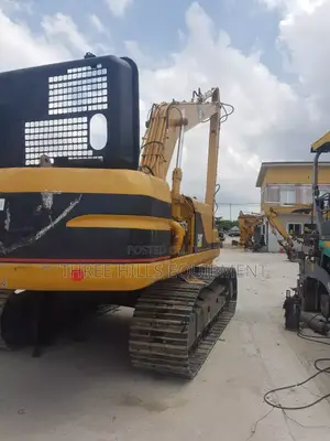 Long Boom Excavator