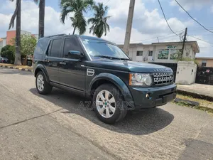 Land Rover Discovery Sport 2020 Green
