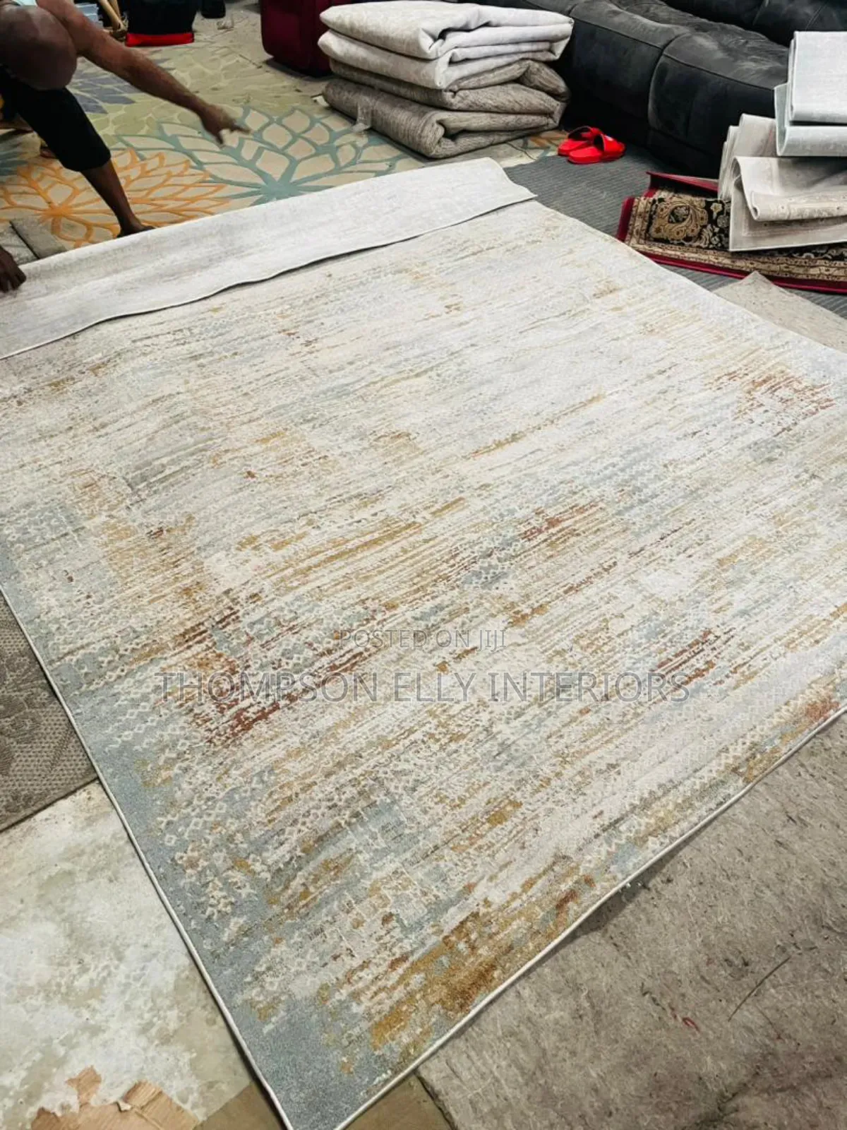 7ft by 10ft Unique Sky Rug