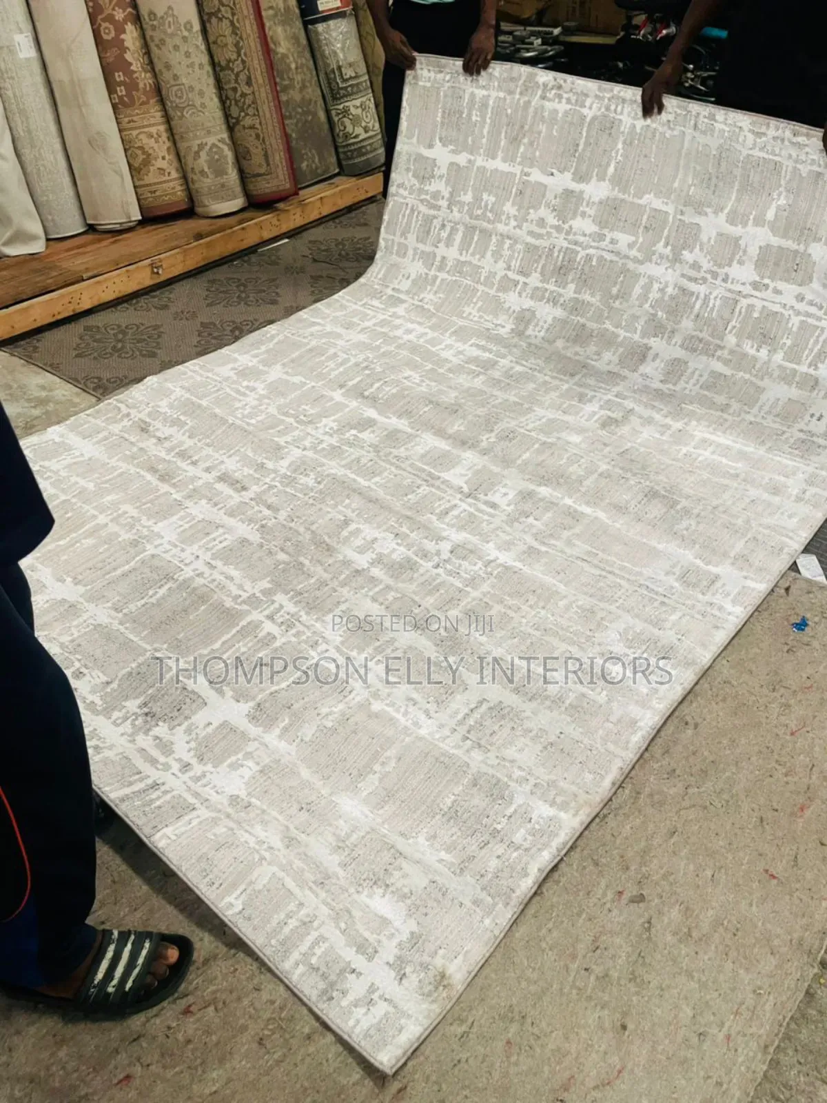 7ft by 10ft Unique Sky Rug