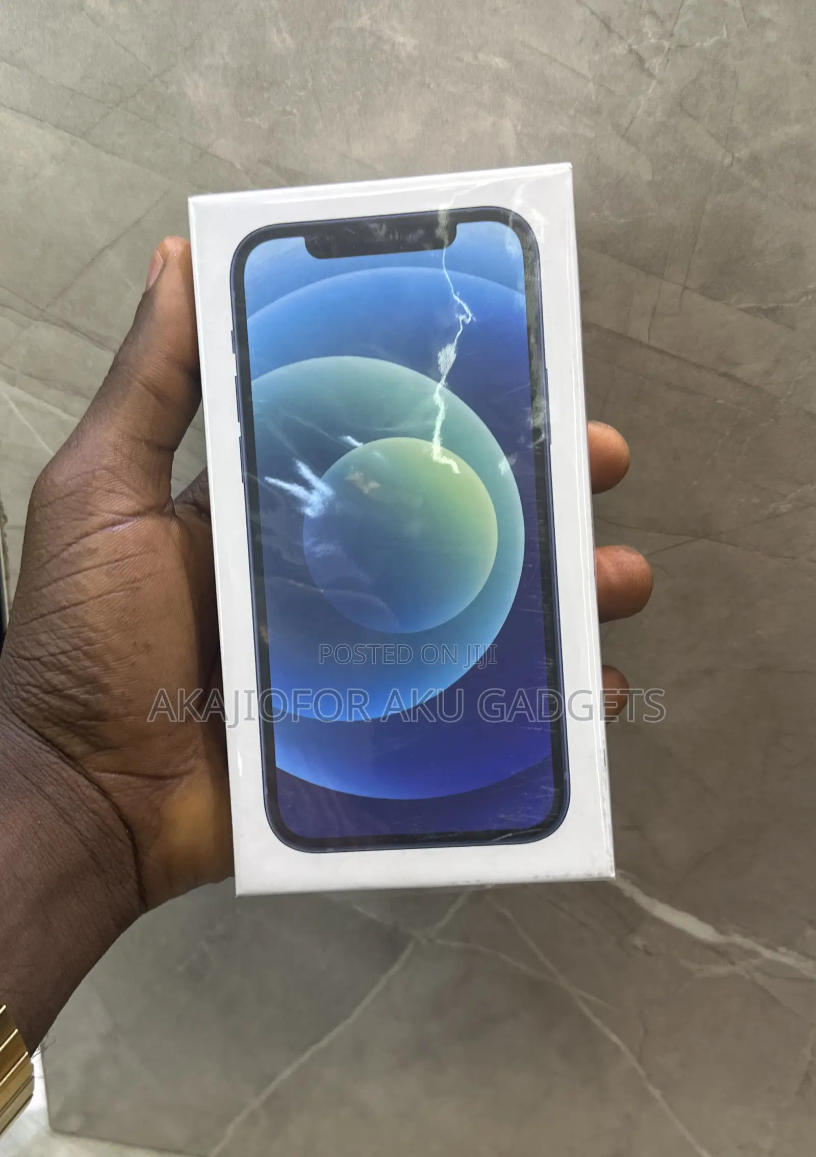 New Apple iPhone 12 64 GB Blue
