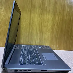 Laptop HP ZBook 17 G5 32GB Intel Core i9 SSD 512GB