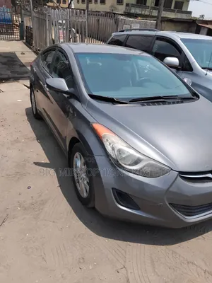 Hyundai Elantra GT 2013 Gray