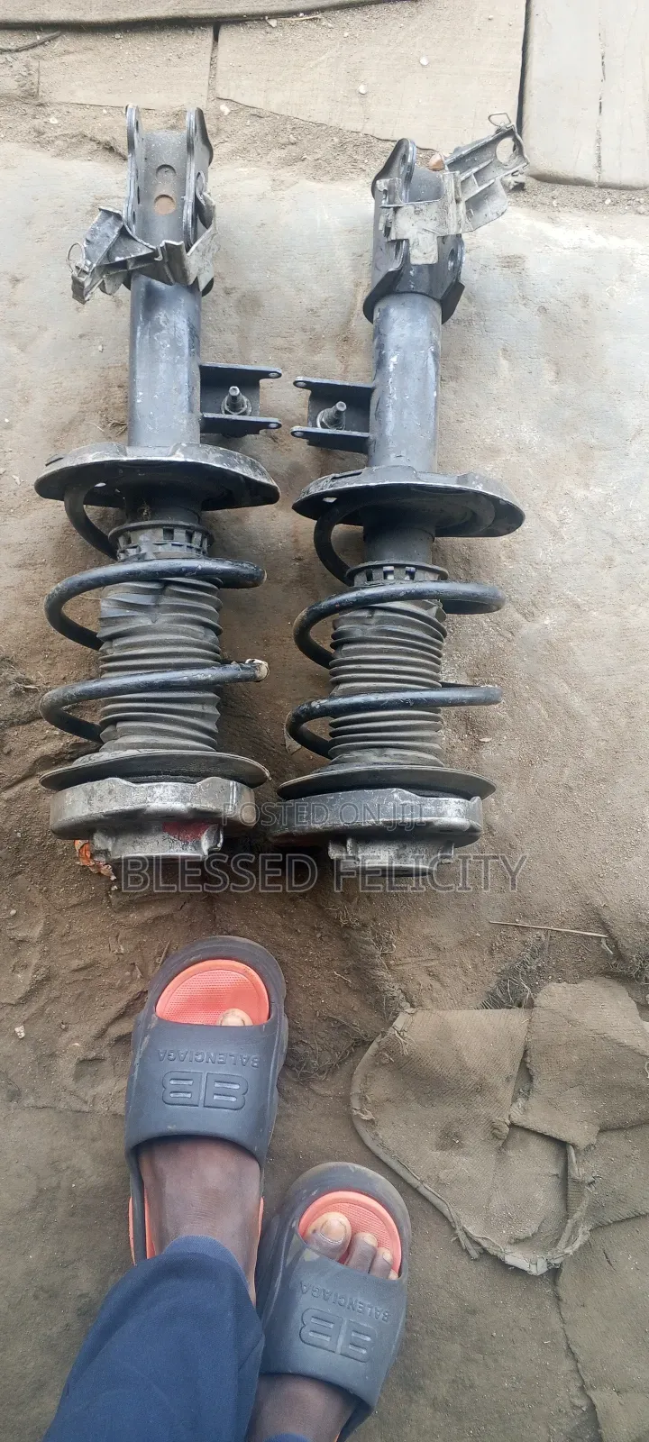 Front Shocks Cla