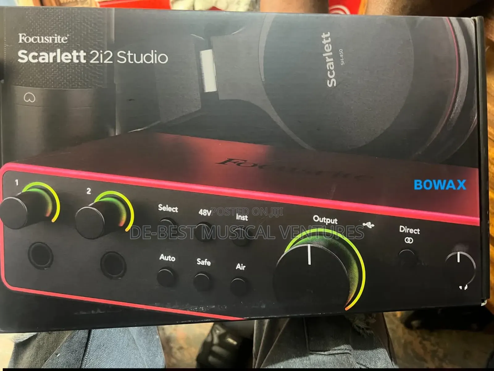 Focusrite 2i2 Studio 4th Gen Bundle