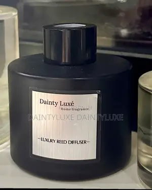 Dainty Luxe-Oud Grandeur