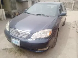 Toyota Corolla LE 2004 Blue