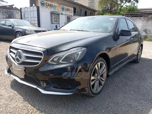 Mercedes-Benz E350 Base 4Matic Sedan AWD (3.5L 6cyl 7A) 2010 Black