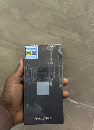 New Samsung Galaxy Z Flip 5 256 GB Blue