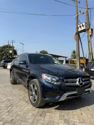 Mercedes-Benz GLC-Class 2016 Blue