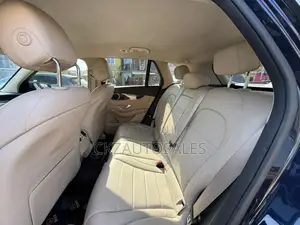 Mercedes-Benz GLC-Class 2016 Blue