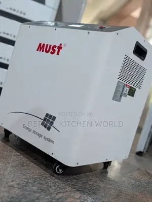 Must 3000 Watt Solar Generator