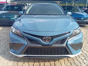 Toyota Camry SE AWD 2024 Blue