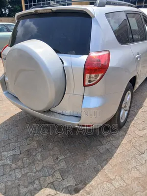 Toyota RAV4 2009 Silver
