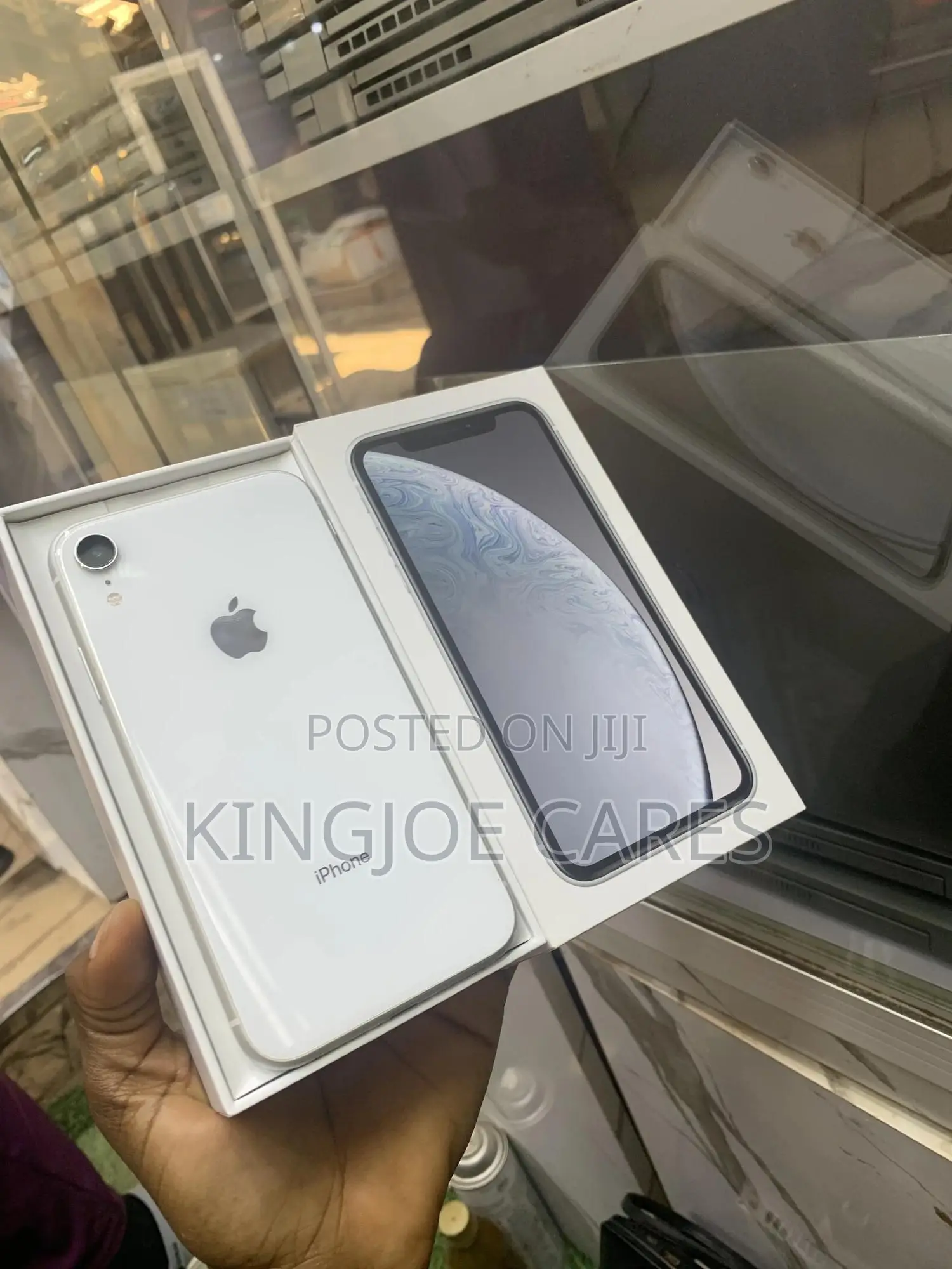 Apple iPhone XR 64 GB White
