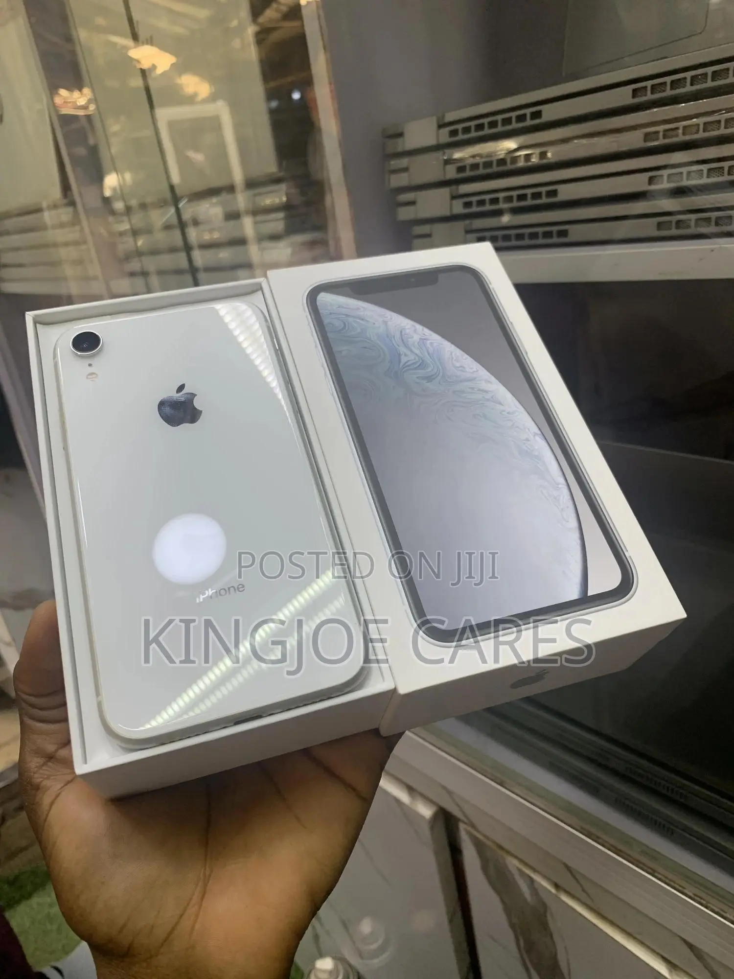 Apple iPhone XR 64 GB White