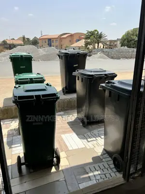 Waste Bin And Biodegradable Waste Bags
