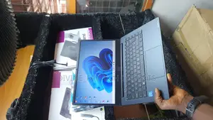Laptop Toshiba 4GB Intel SSD 128GB