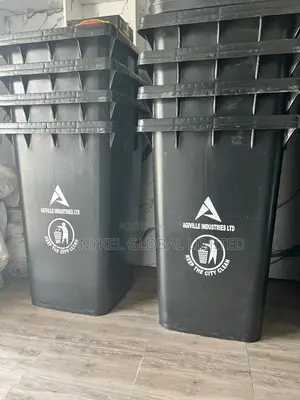 Waste Bin And Biodegradable Waste Bags