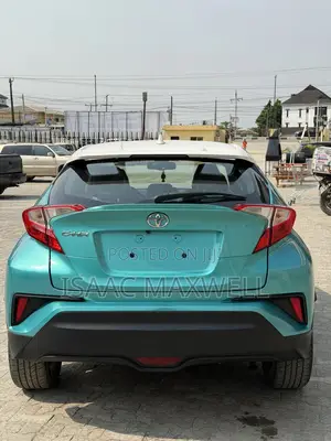 Toyota C-HR 2018 Green