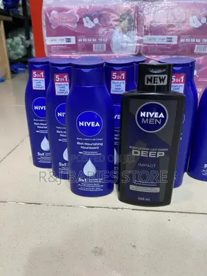 Nivea Rich Nourishing Body Lotion 5-in-1 – Deep Moisture Care (400ml