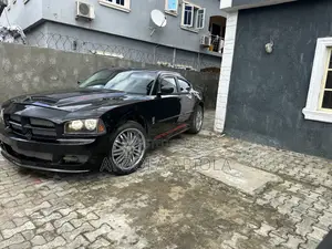 Dodge Charger 3.5L 2010 Black
