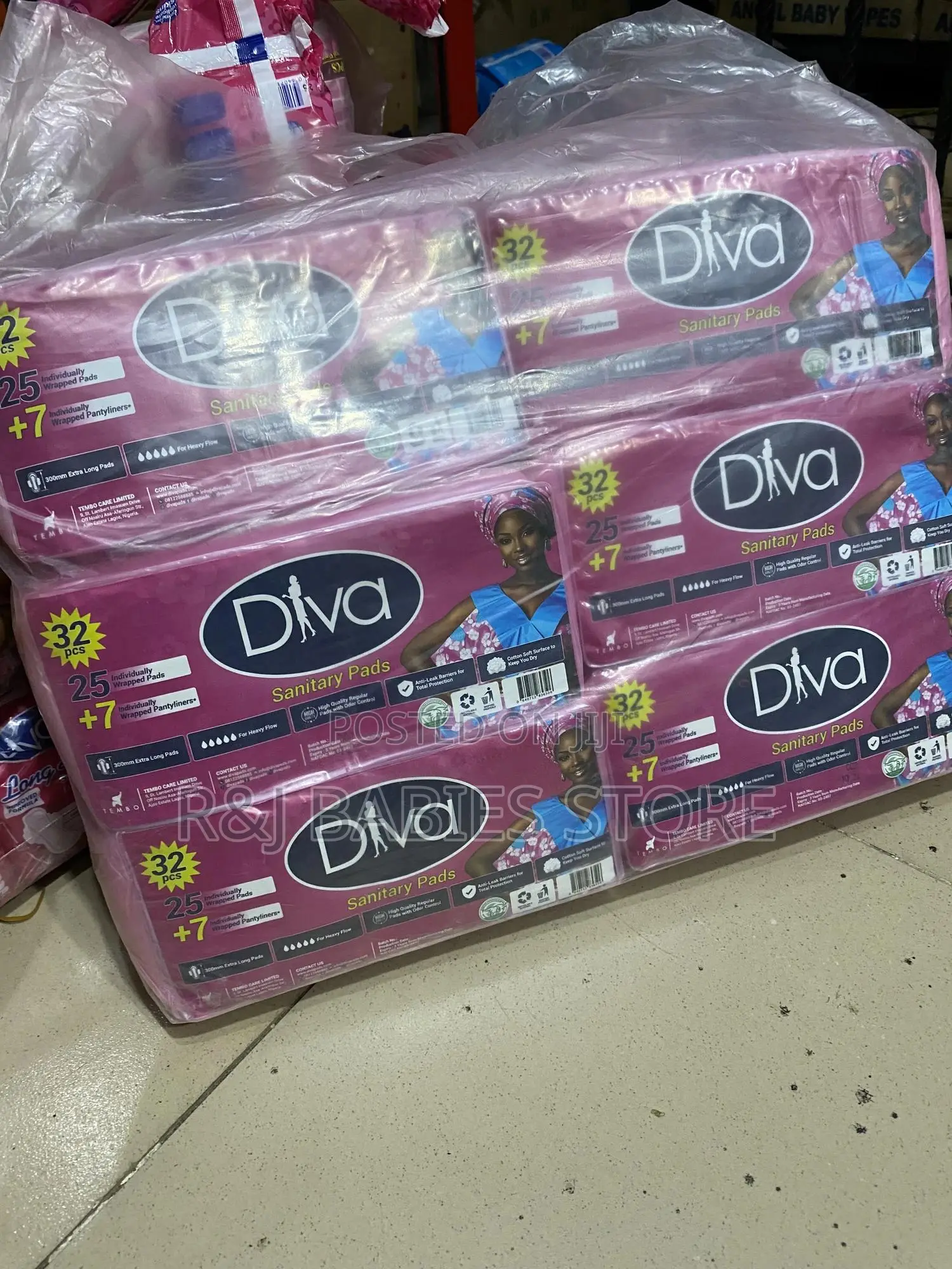 Diva Sanitary Pads Value Pack – 32pcs (25 Pads + 7 Pantyliners)