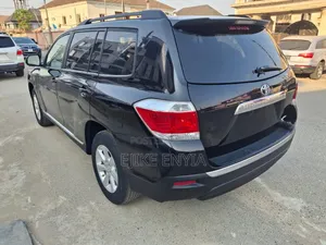 Toyota Highlander SE 3.5L 4WD 2013 Black