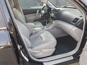 Toyota Highlander SE 3.5L 4WD 2013 Black