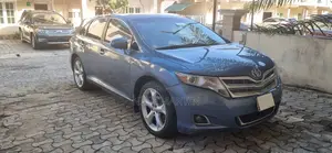 Toyota Venza AWD 2011 Blue