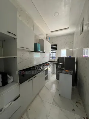 3bdrm Duplex in Ikota Lekki Lagos for rent