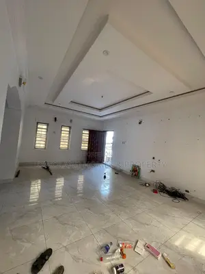 2bdrm Duplex in Chevron Estate for rent
