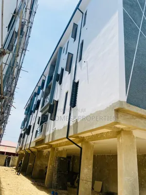 2bdrm Apartment in Off Lekki-Epe Expressway for sale