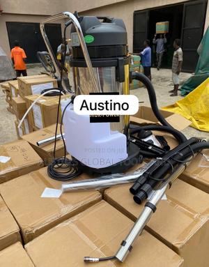 Industrial Heavy Duty Spray Extractor Vacuum Cleaner.