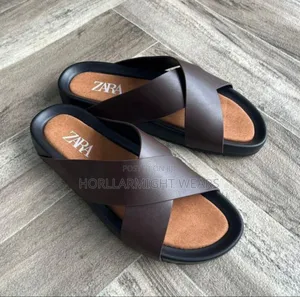 Zara Luxury Palm
