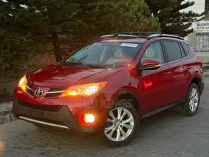 Toyota RAV4 Limited 4dr SUV AWD (2.5L 4cyl 6A) 2014 Red