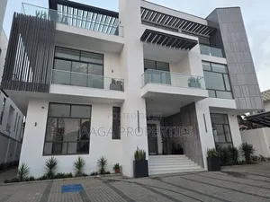 8bdrm Mansion in Asokoro Main for sale