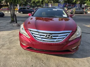 Hyundai Sonata Limited 4dr Sedan (2.4L 4cyl 6A) 2014 Red