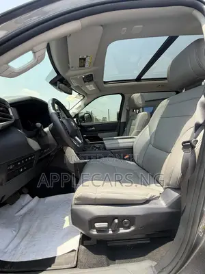 Toyota Tundra Limited 2022 Gray