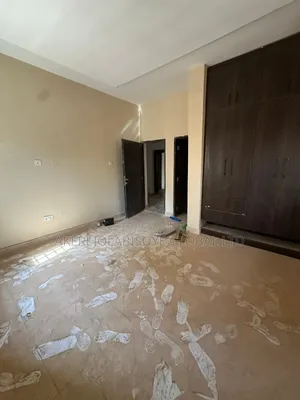 3bdrm Apartment in Mabushi Abuja for rent