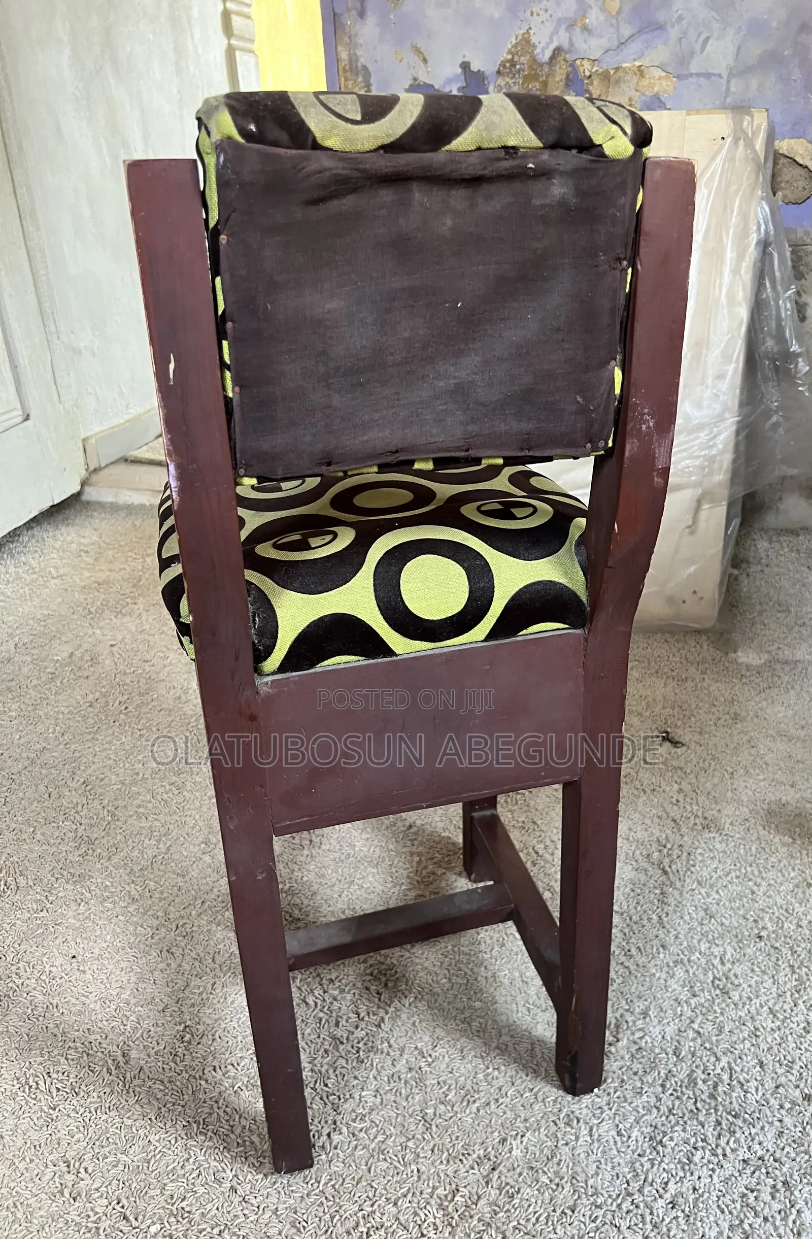Single Laptop Chair