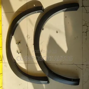 High Quality Certified New Fender Moulding Infiniti Qx