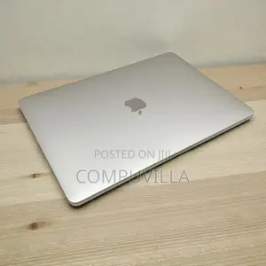 Laptop Apple MacBook Pro 2017 8GB Intel Core i5 SSD 512GB
