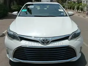 Toyota Avalon Limited 4dr Sedan (3.5L 6cyl 6A) 2014 White